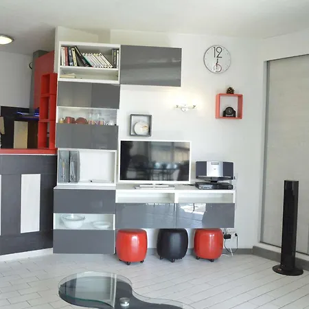 Apartment 4 Pers, Cap D'agde, Proche Port - Fr-1-249-360